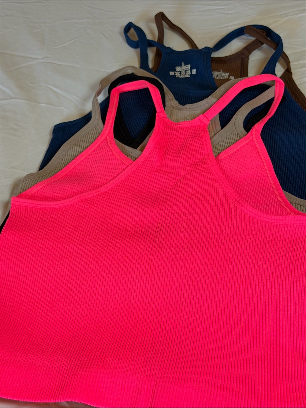 Women’s Ribbed High-Neck Tank Top - Hot Pink